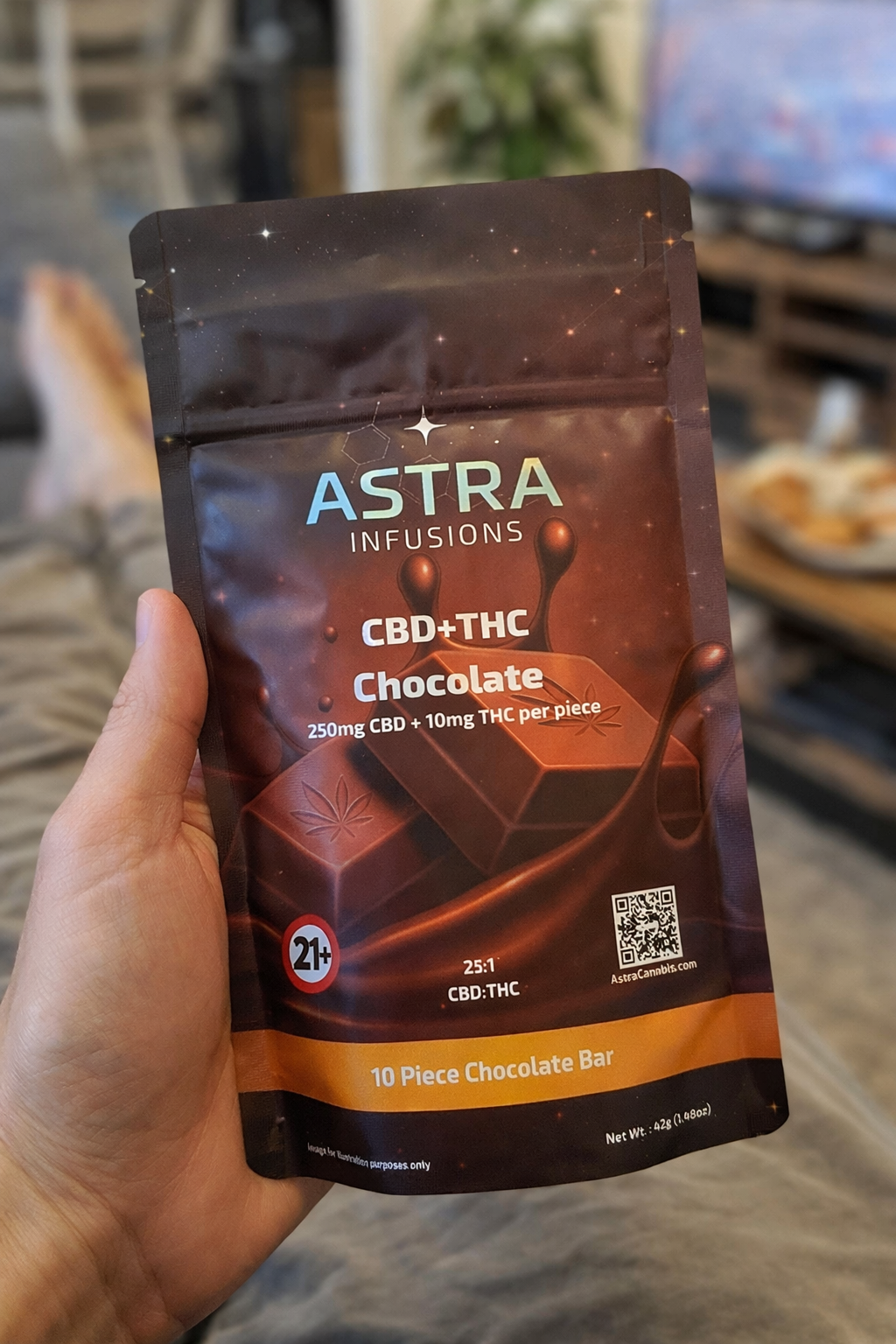 Milk Chocolate Bar (10pc) — 2500mg CBD / 100mg THC